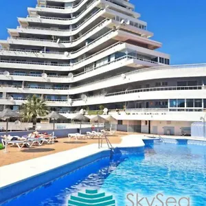 https://sky-sea-holidays-marina-blue.1costadelsol.com